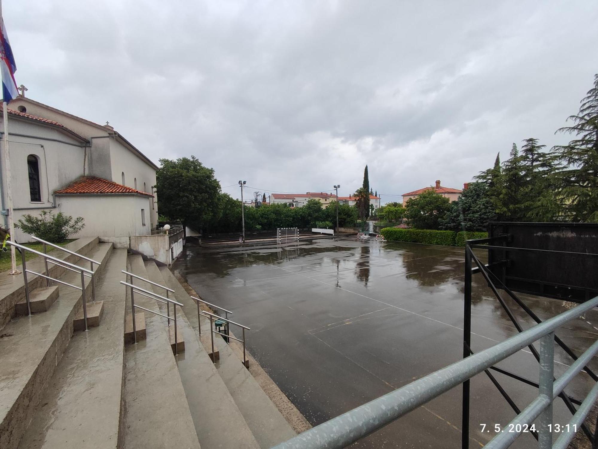 Apartman Pojine Gabonjin Bagian luar foto