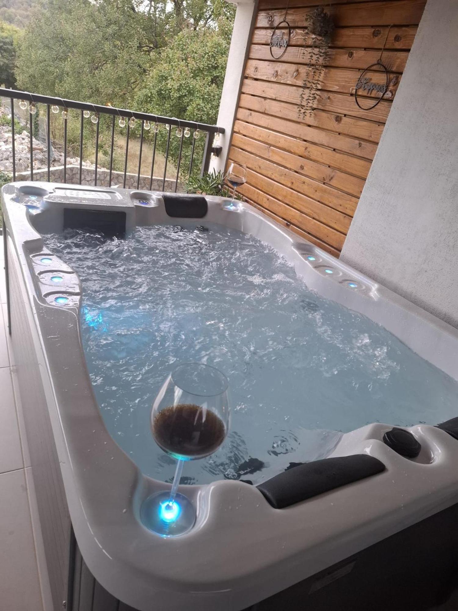 Apartman Pojine Gabonjin Bagian luar foto